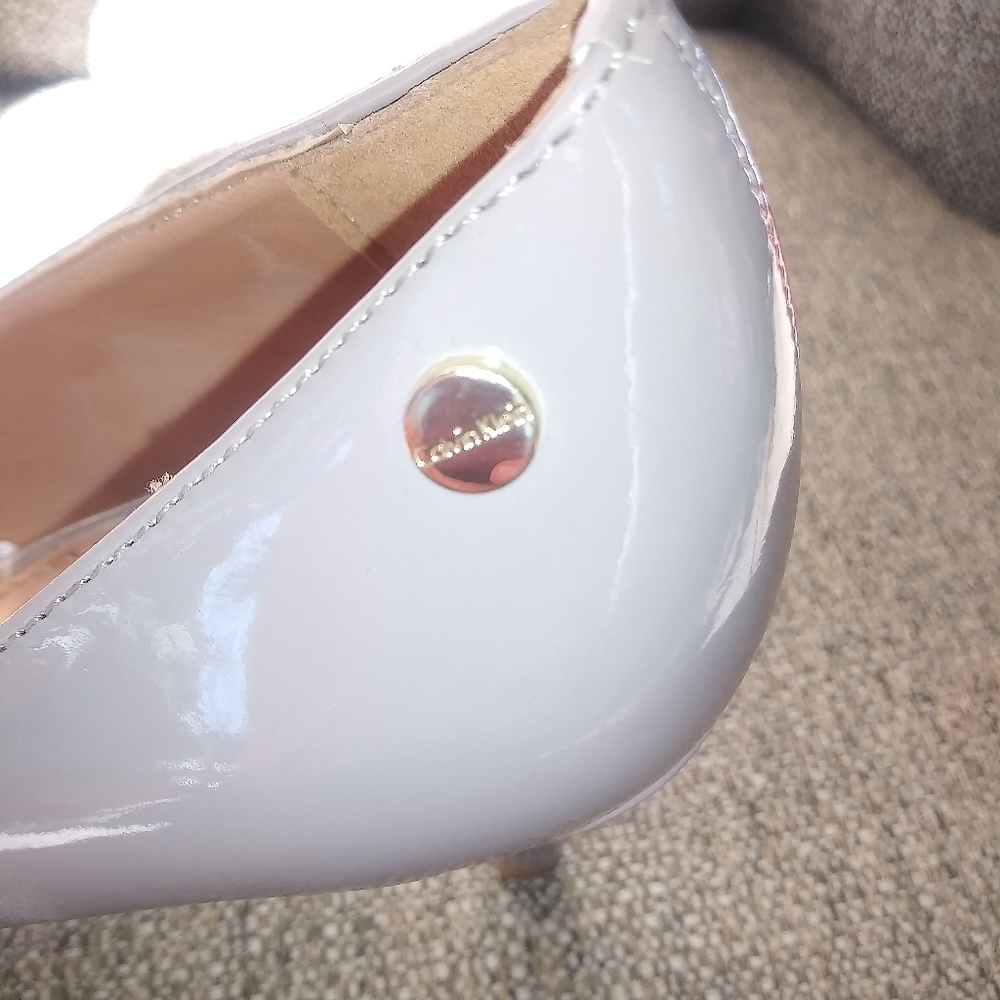 New calvin klein heels - Picture 2 of 2